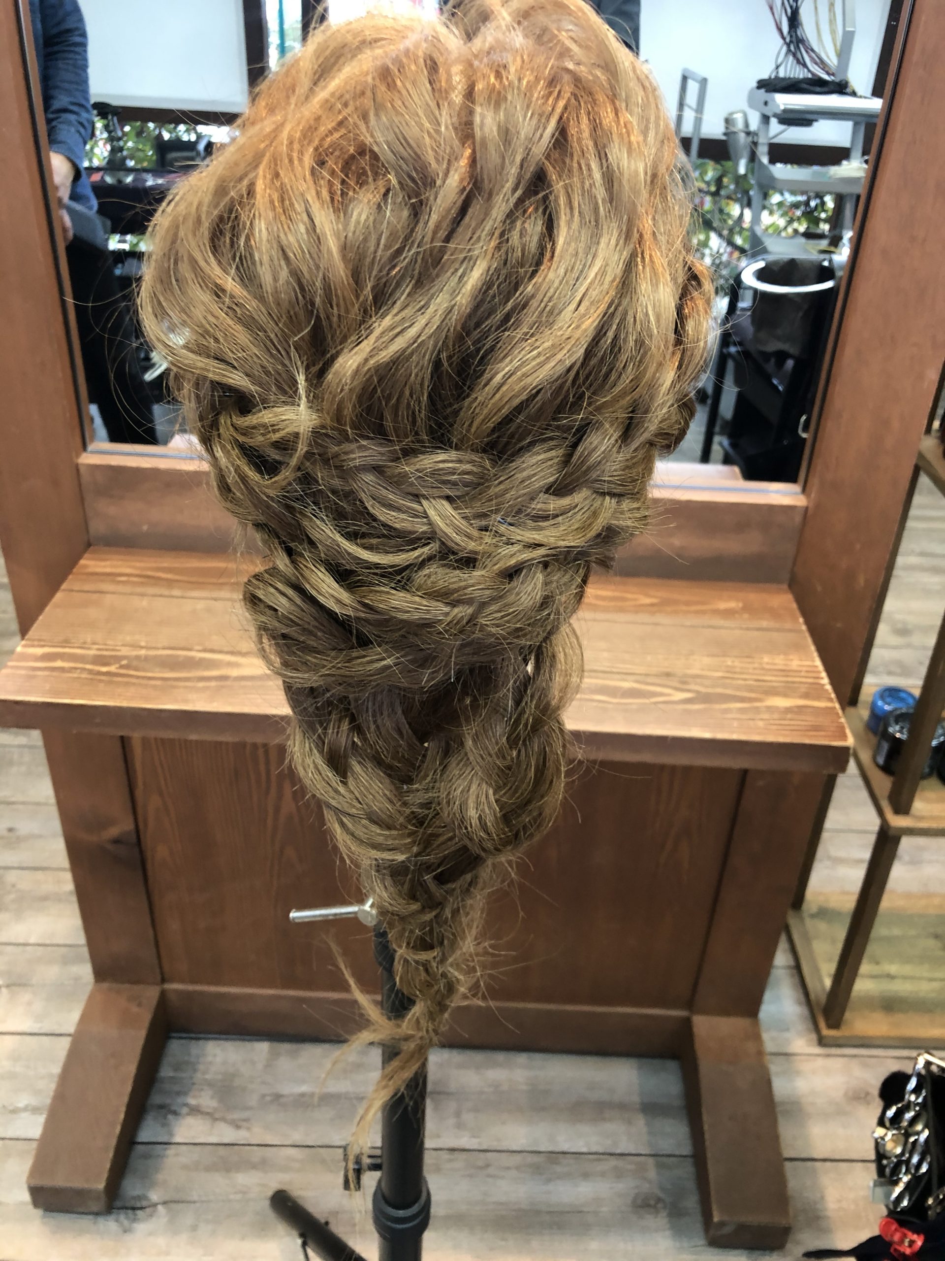 ラプンツェル 髪型 やり方15分 ウィッグで教えて 奈良斑鳩町の美容室 髪 ブログ