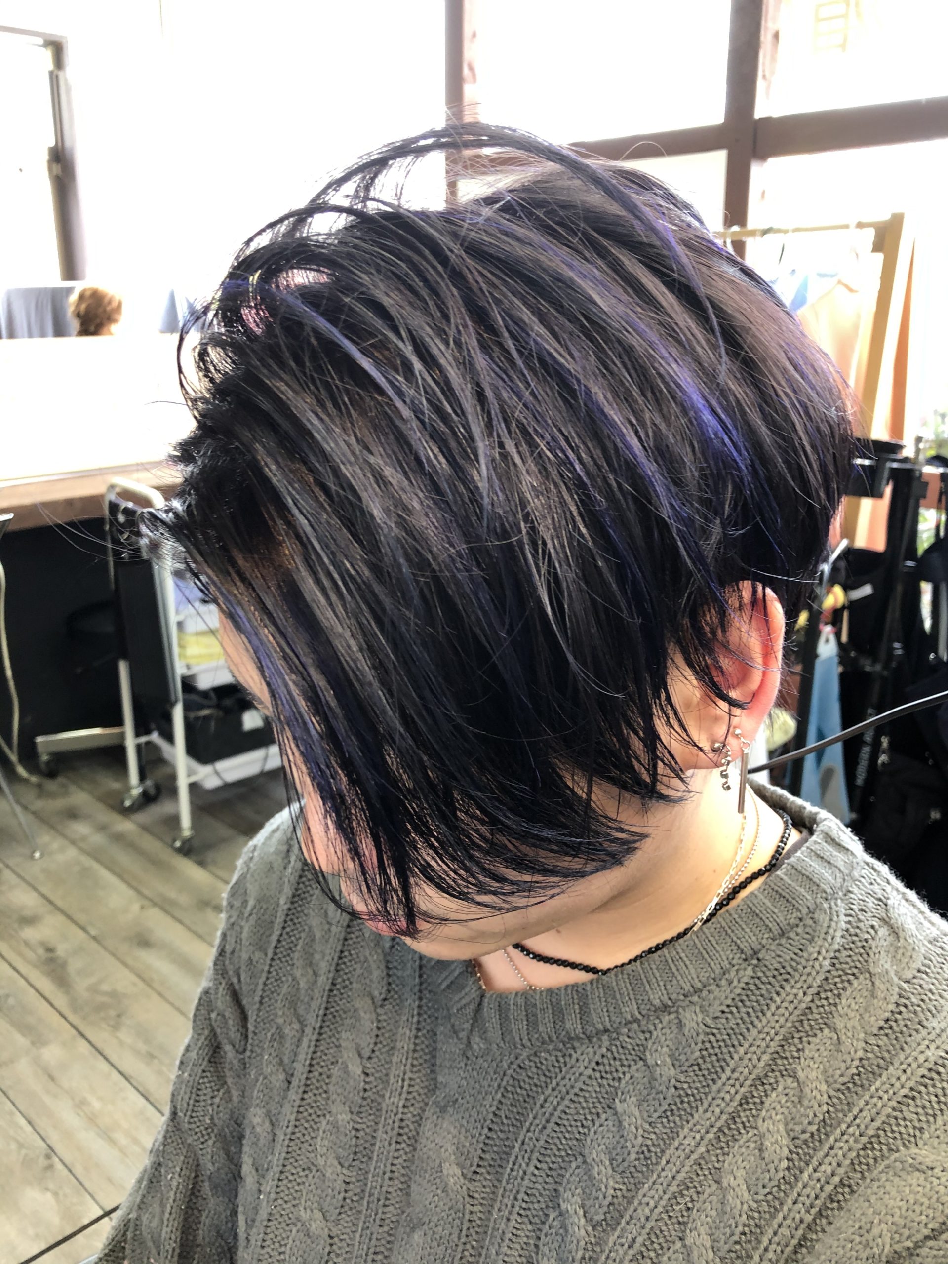20代 メンズカラー 紫メッシュ なぜ人気が止まらない 奈良斑鳩町の美容室 髪 ブログ